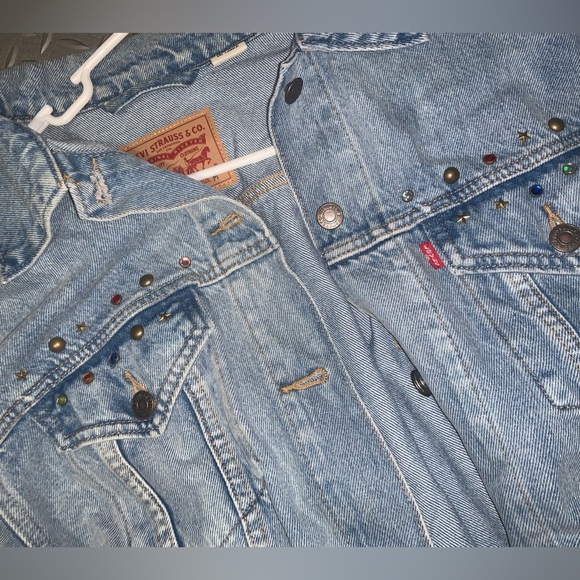 NWOT LEVIS BEDAZZLED JACKET denim spring boho classic coat designer casual $130 - Picture 4 of 5